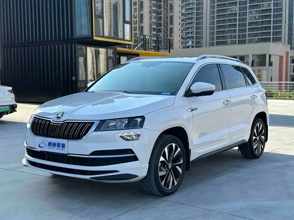 Skoda Karoq — фото 1