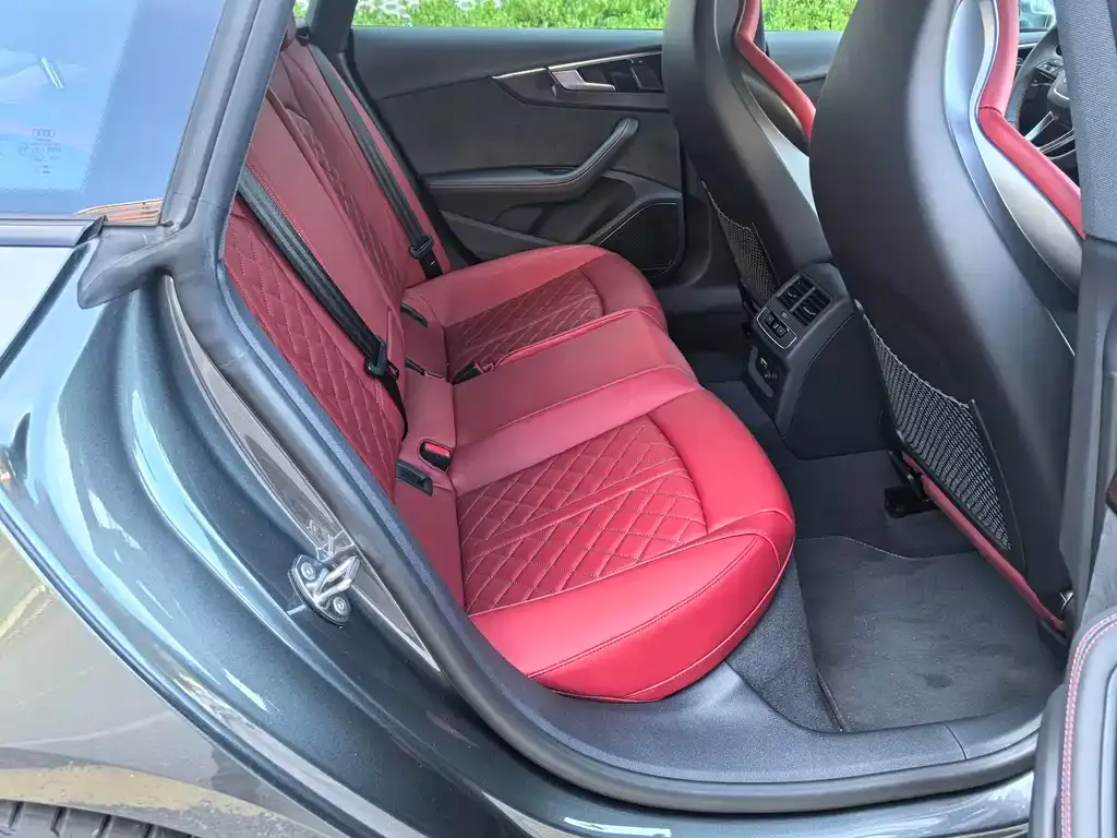 Audi S5 2025 из CN, фото 3