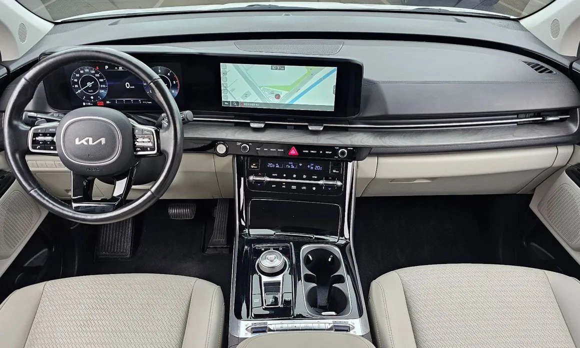 Kia Carnival — фото 7