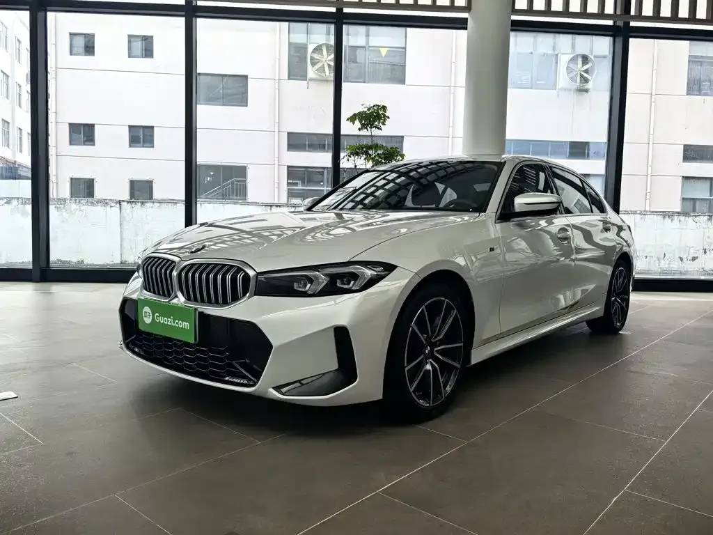 BMW 3 Series — фото 1