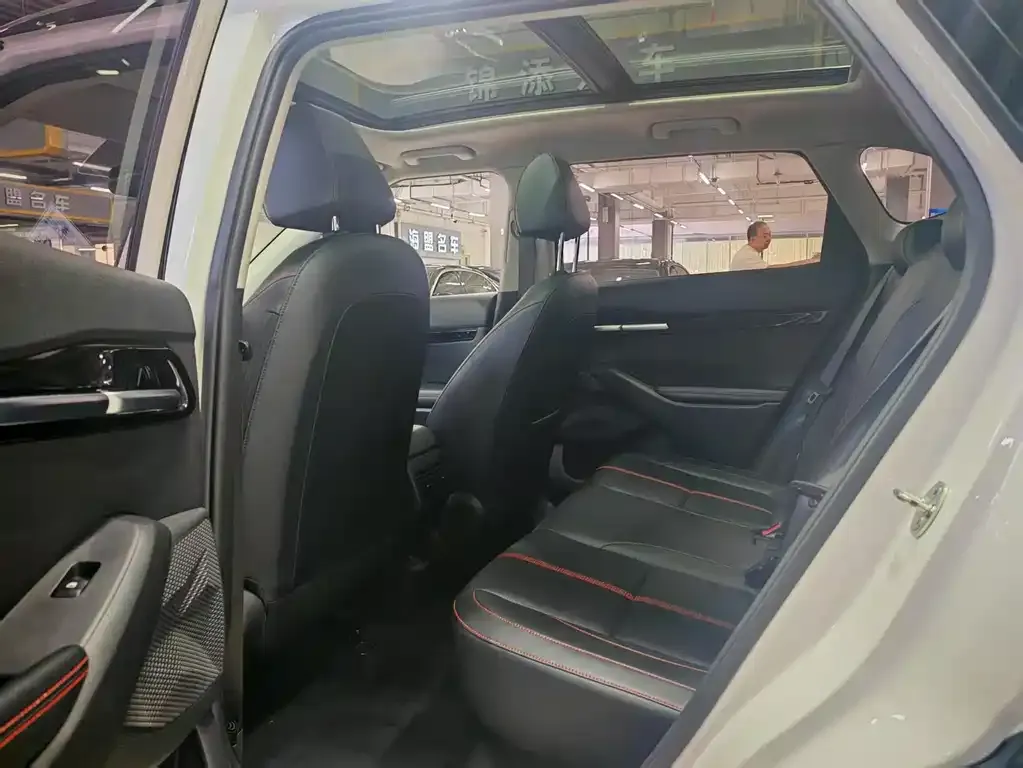 Kia KX3 2022 из CN, фото 4