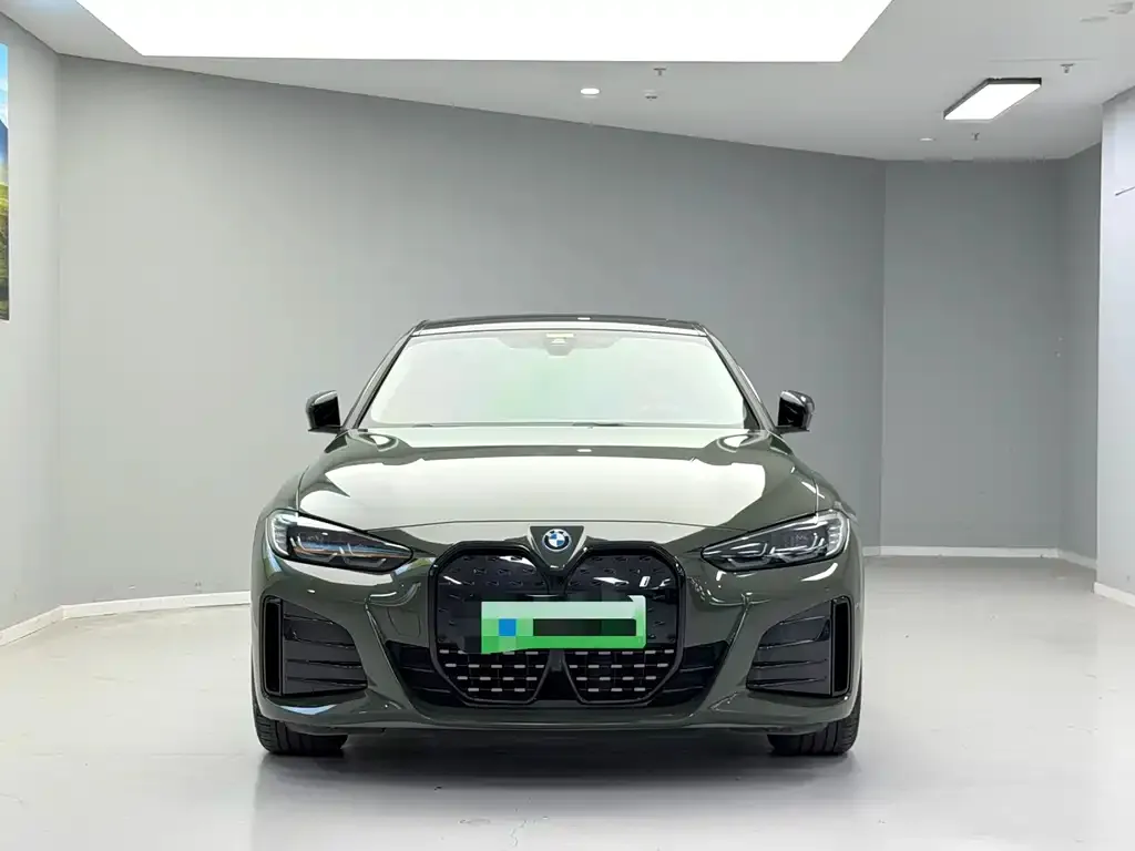 BMW i4 2023 из CN, фото 2