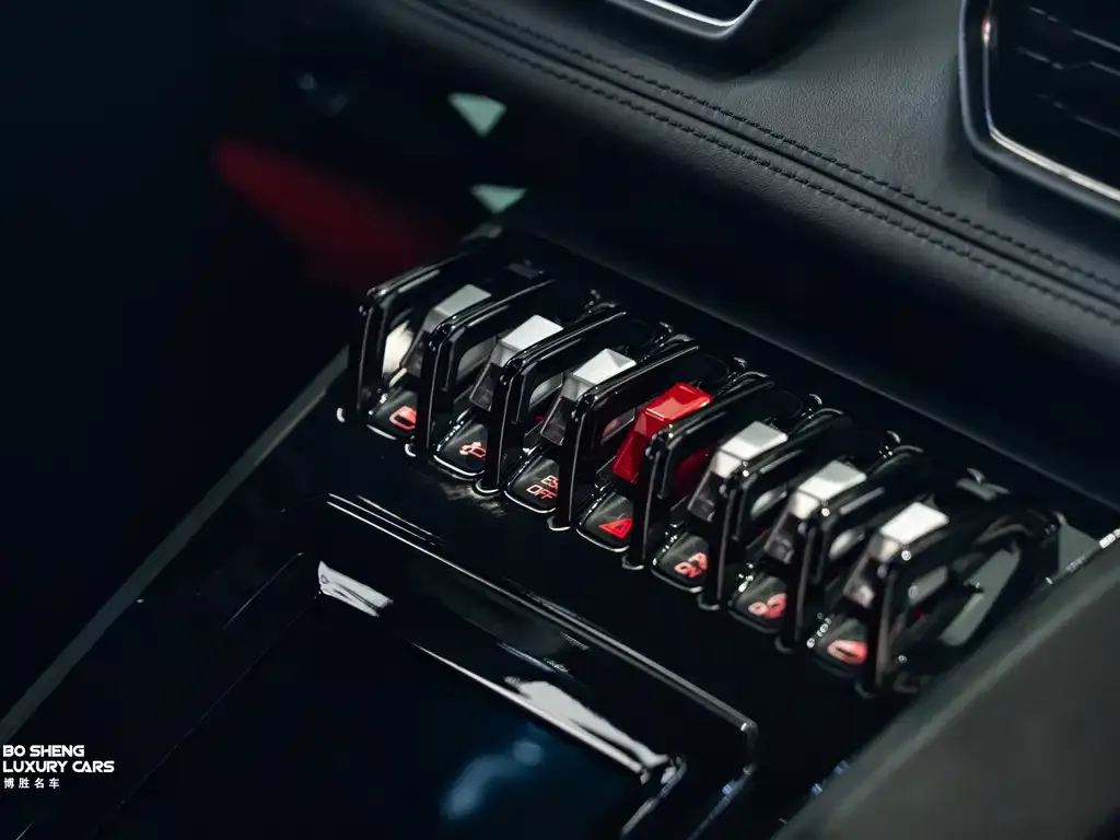 Lamborghini Huracan 2021 из CN, фото 8