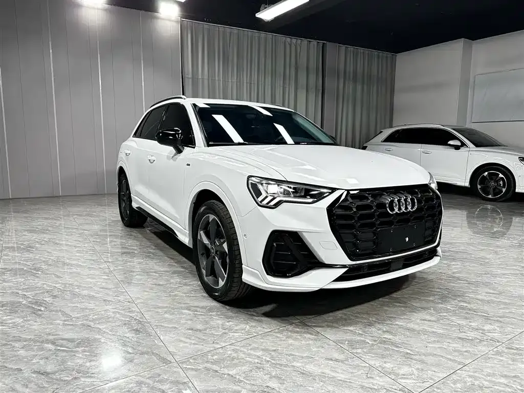Audi Q3 — фото 8