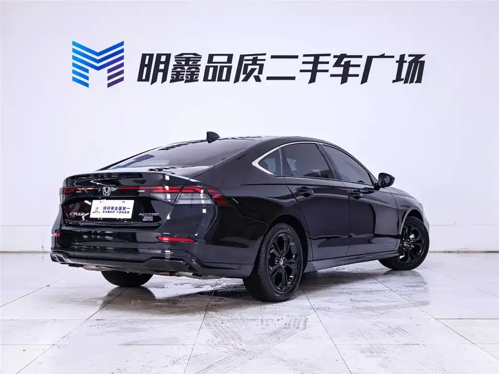 Honda Accord — фото 4
