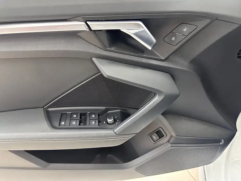 Audi A3 — фото 9