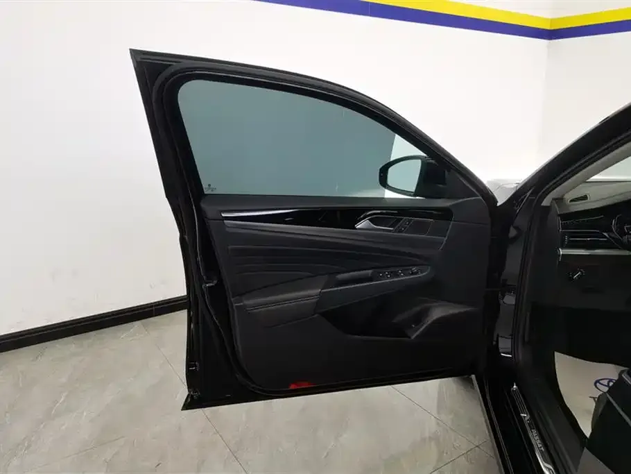 Volkswagen Passat — фото 2