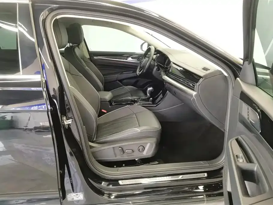 Volkswagen Passat — фото 5