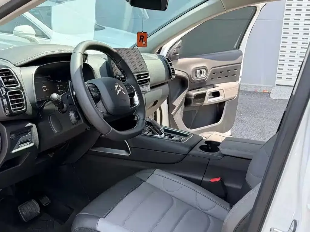 Citroen C5 AIRCROSS 2024 из CN, фото 3