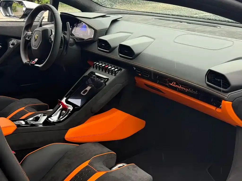 Lamborghini Huracan — фото 6