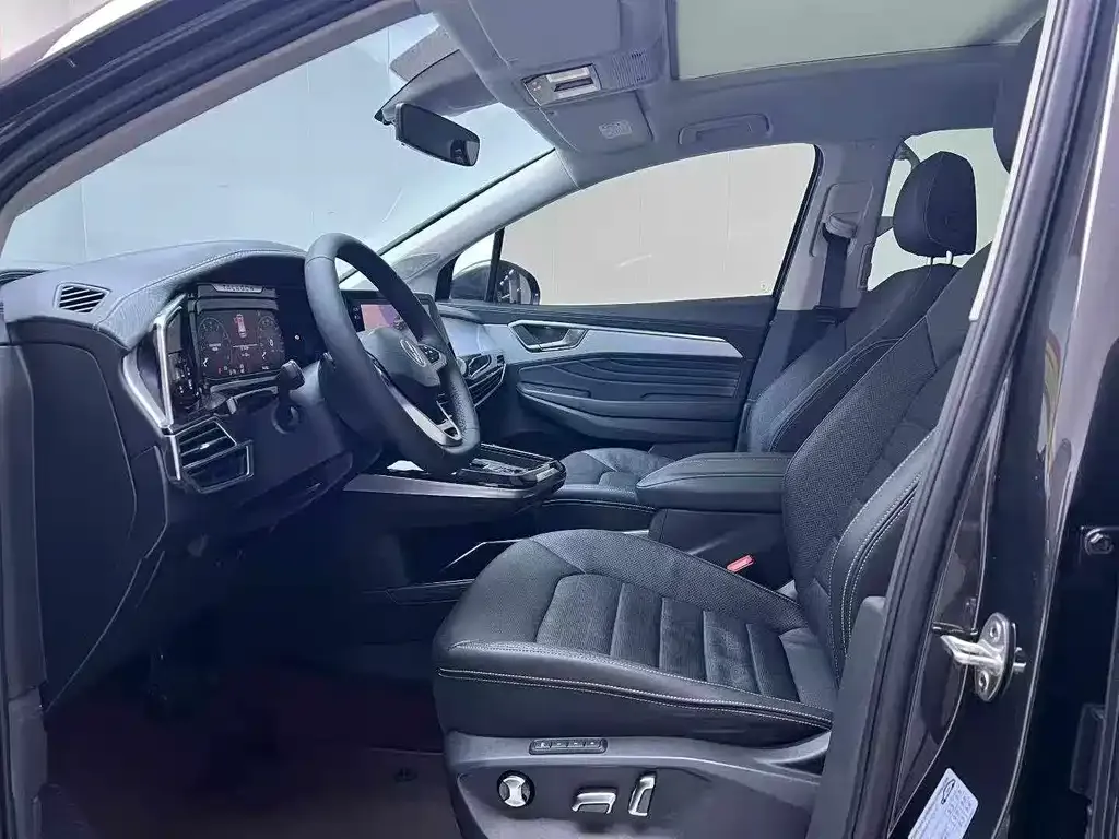 Volkswagen Talagon 2023 из CN, фото 9