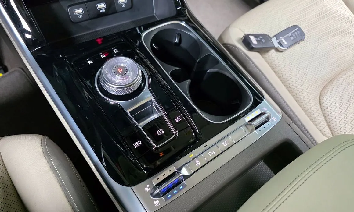 Kia Carnival 2023 из KR, фото 7