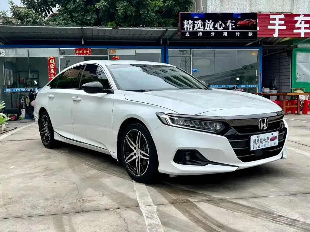Honda Accord — фото 4