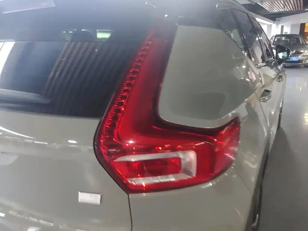 Volvo XC40 NEV 2021 из CN, фото 2