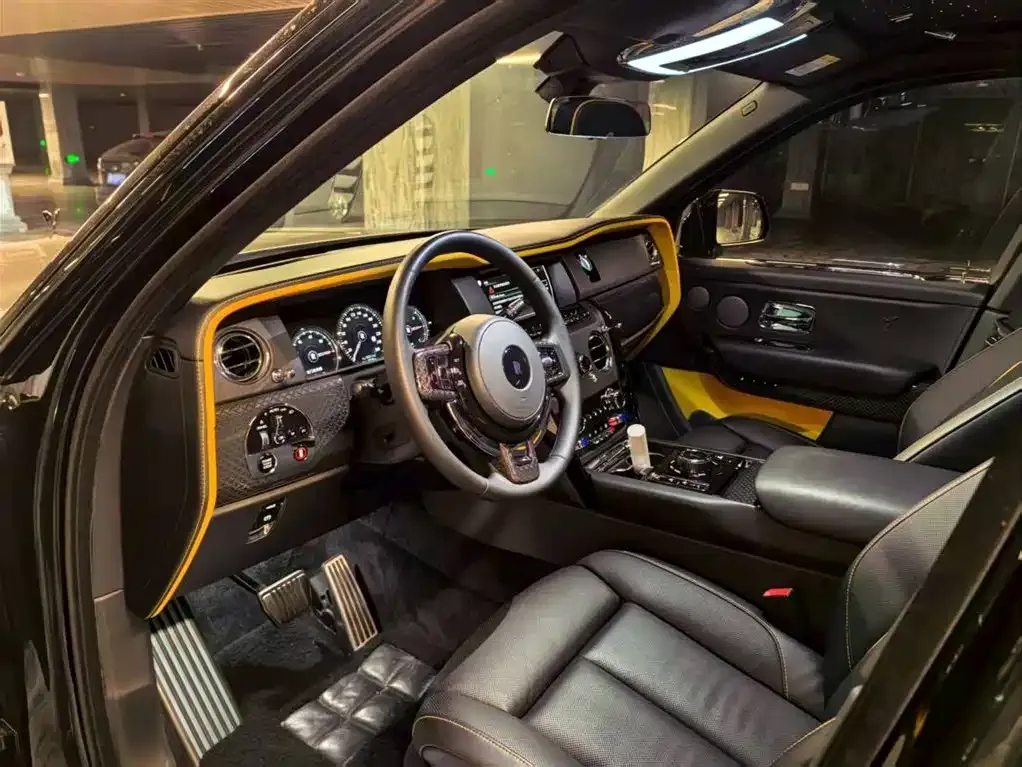Rolls-Royce Cullinan 2021 из CN, фото 8