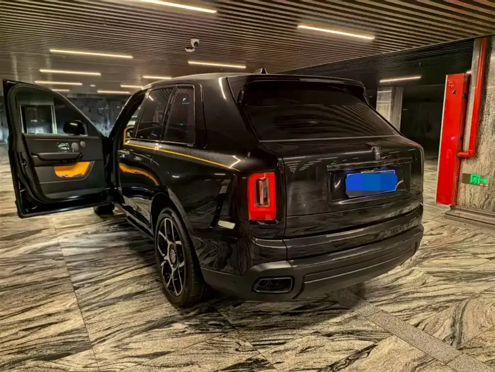 Rolls-Royce Cullinan 2021 из CN, фото 5