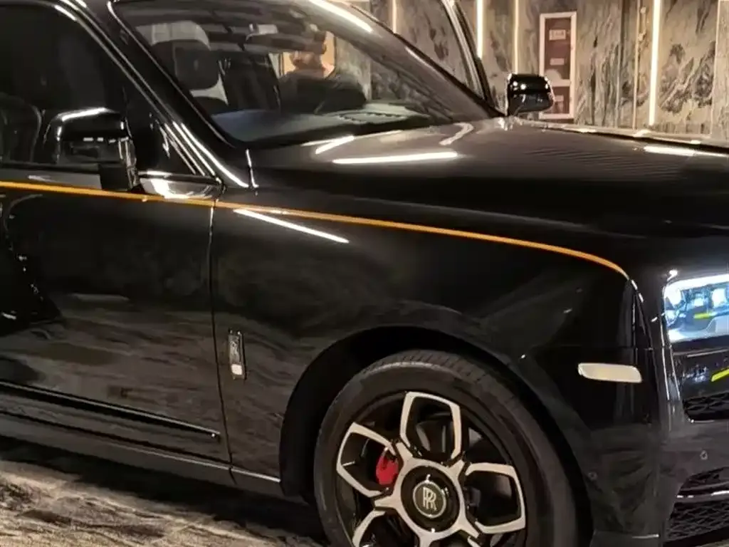 Rolls-Royce Cullinan 2021 из CN, фото 4