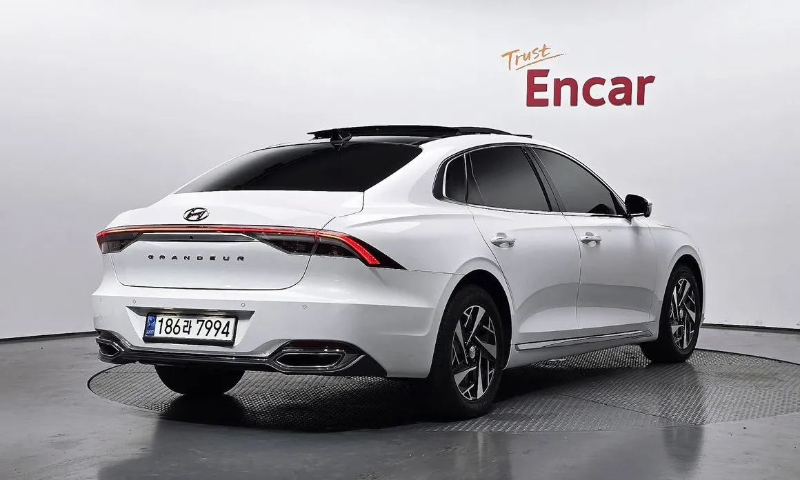 Hyundai Grandeur 2023 из KR, фото 5