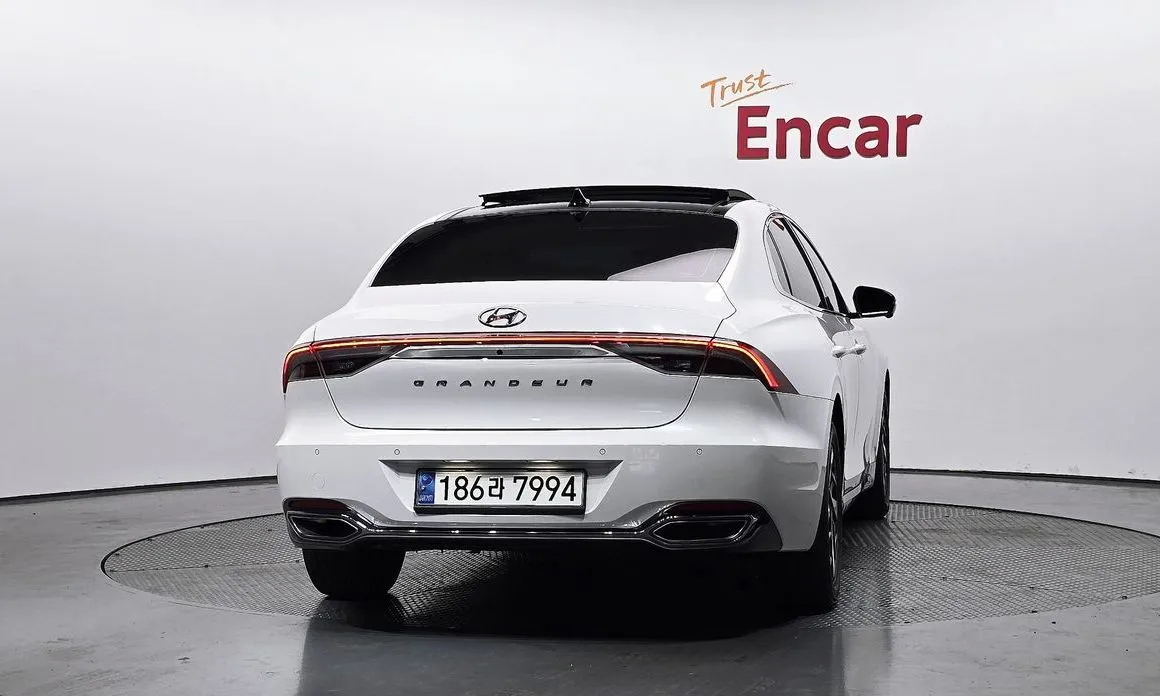 Hyundai Grandeur 2023 из KR, фото 2