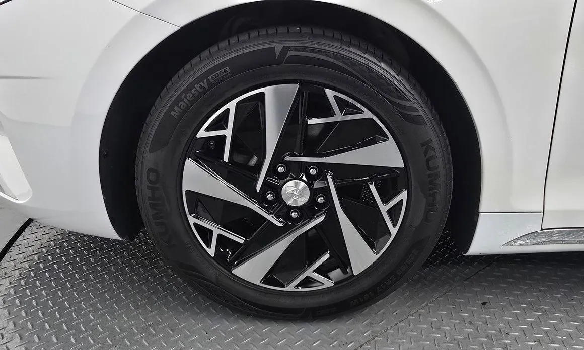Hyundai Grandeur 2023 из KR, фото 10