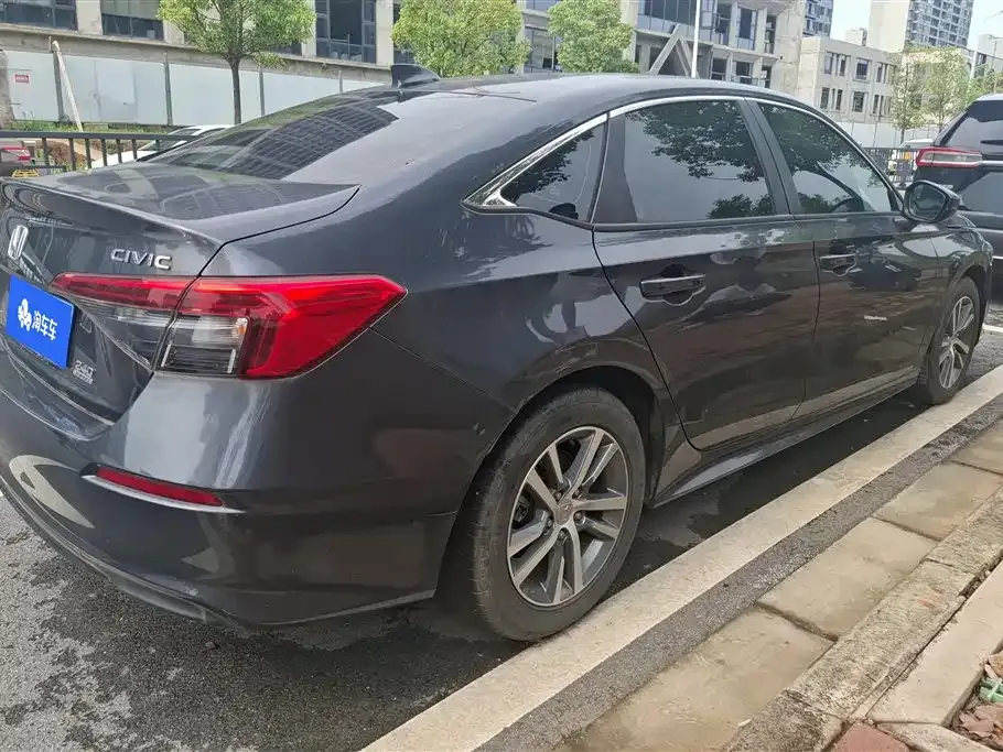 Honda Civic — фото 10