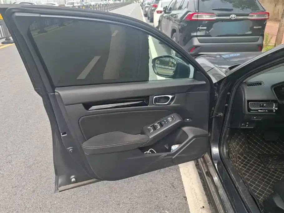 Honda Civic — фото 2