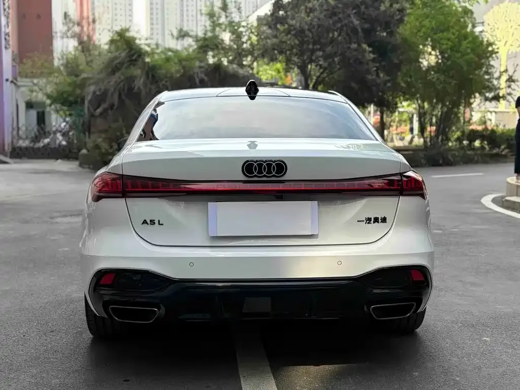 Audi A5L — фото 3