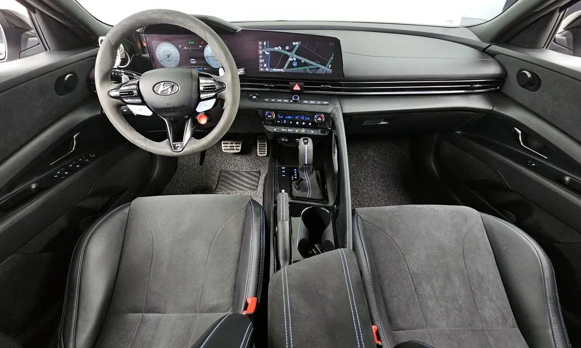 Hyundai AVANTE — фото 9