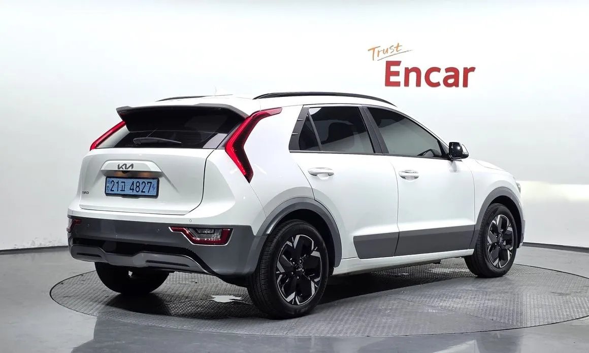 Kia Niro 2023 из KR, фото 8