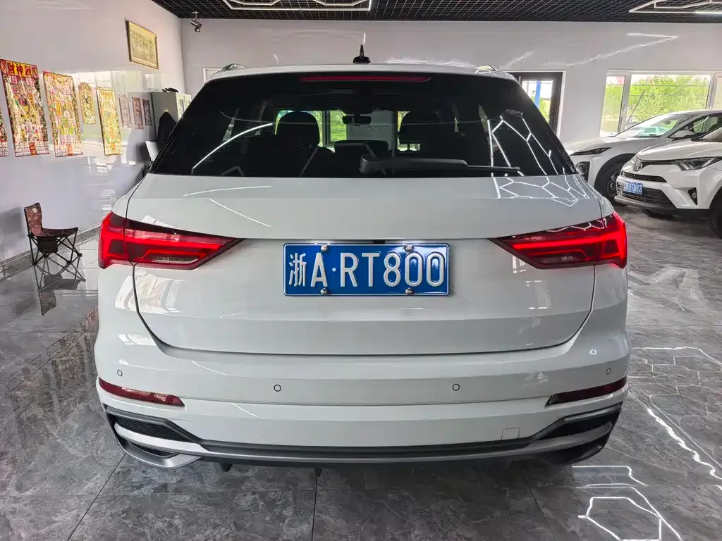 Audi Q3 — фото 5