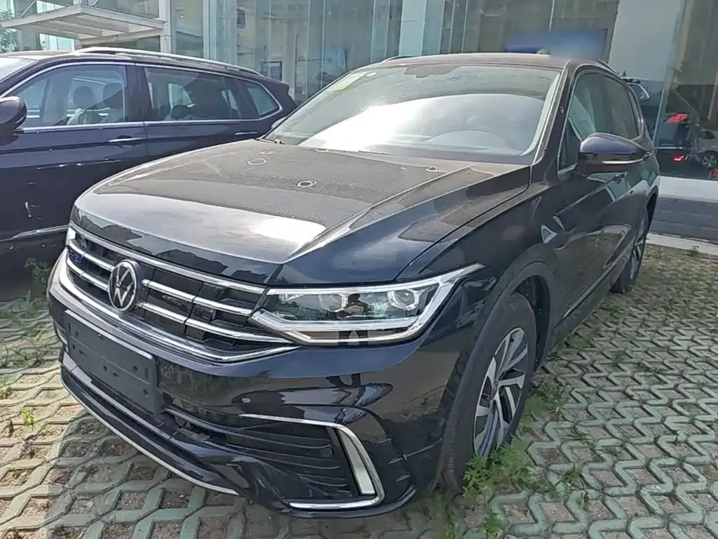 Volkswagen 途观L插电混动 — фото 1