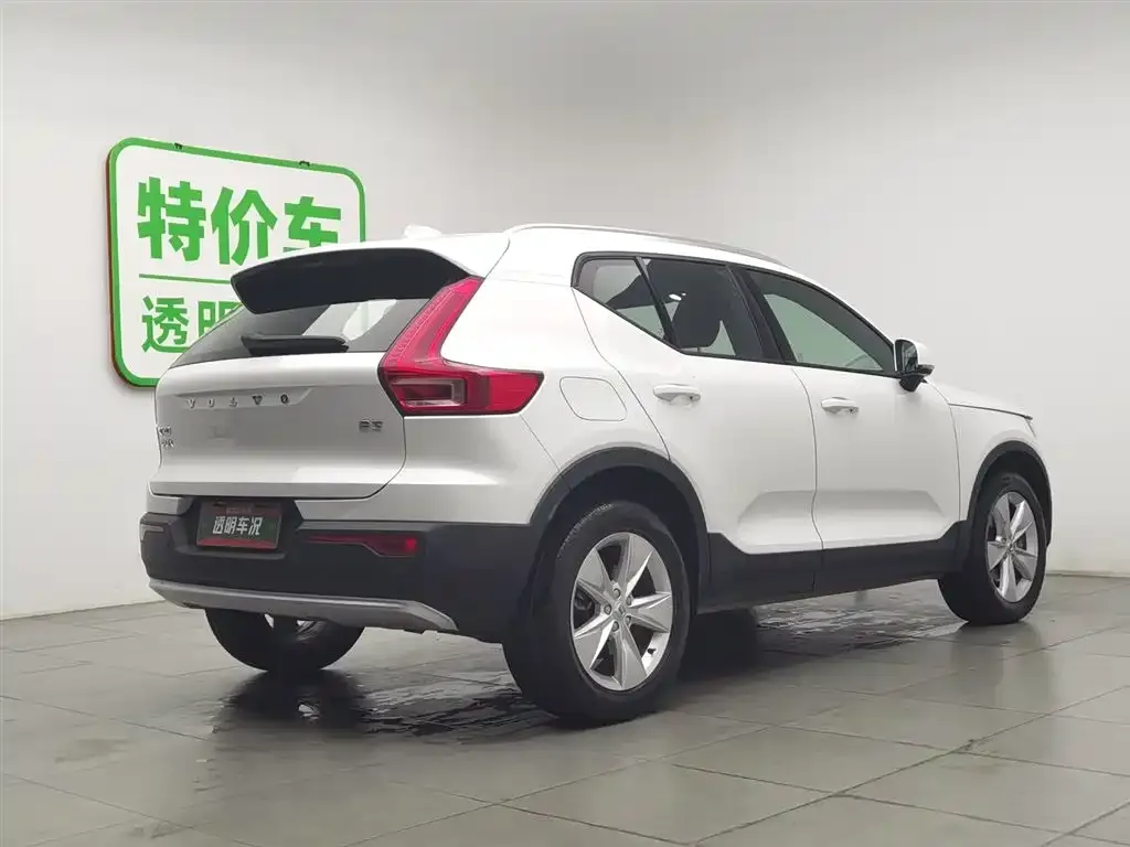 Volvo XC40 2023 из CN, фото 6