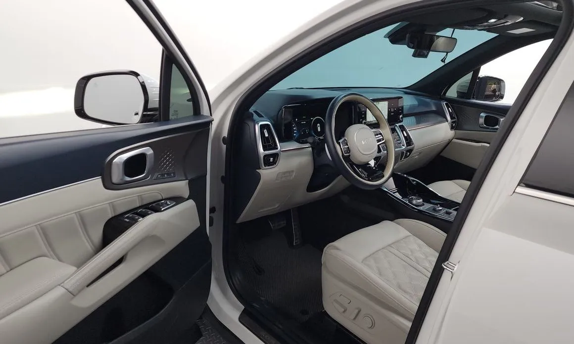Kia Sorento — фото 10