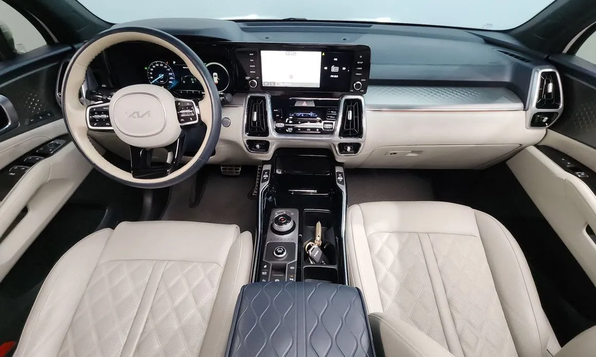 Kia Sorento — фото 9