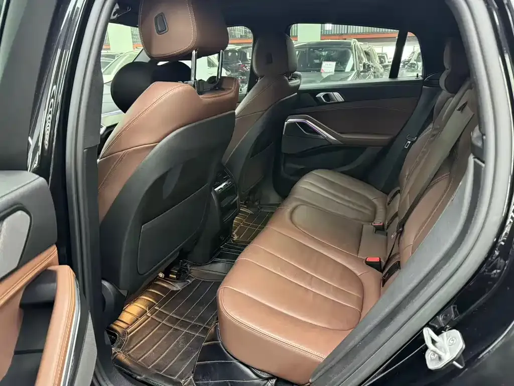 BMW X6 2021 из CN, фото 3