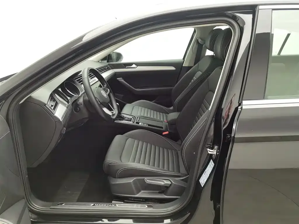 Volkswagen Magotan 2021 из CN, фото 8