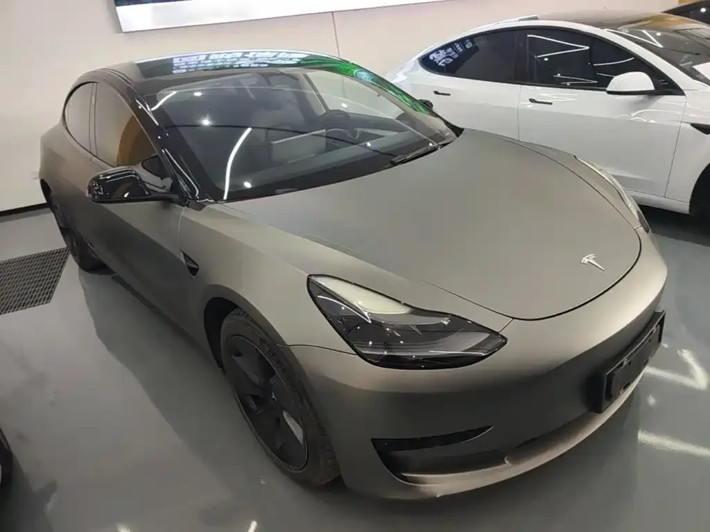 Tesla Model 3 — фото 6