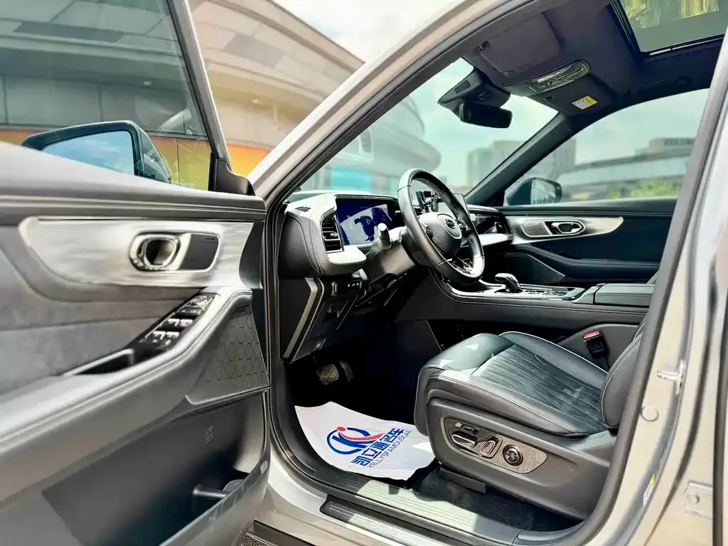 GAC Motor Trumpchi GS8 — фото 3