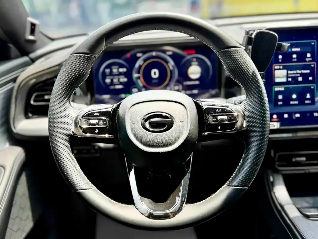 GAC Motor Trumpchi GS8 — фото 10