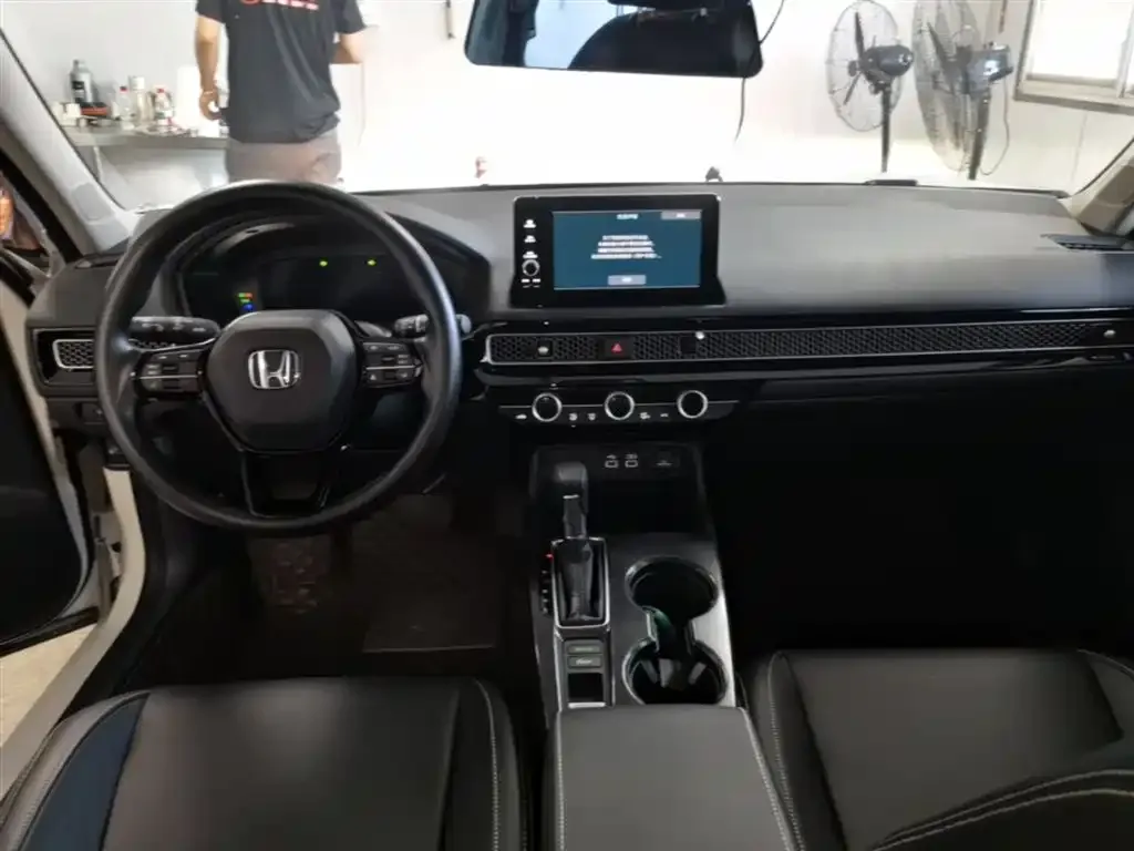 Honda Civic — фото 2