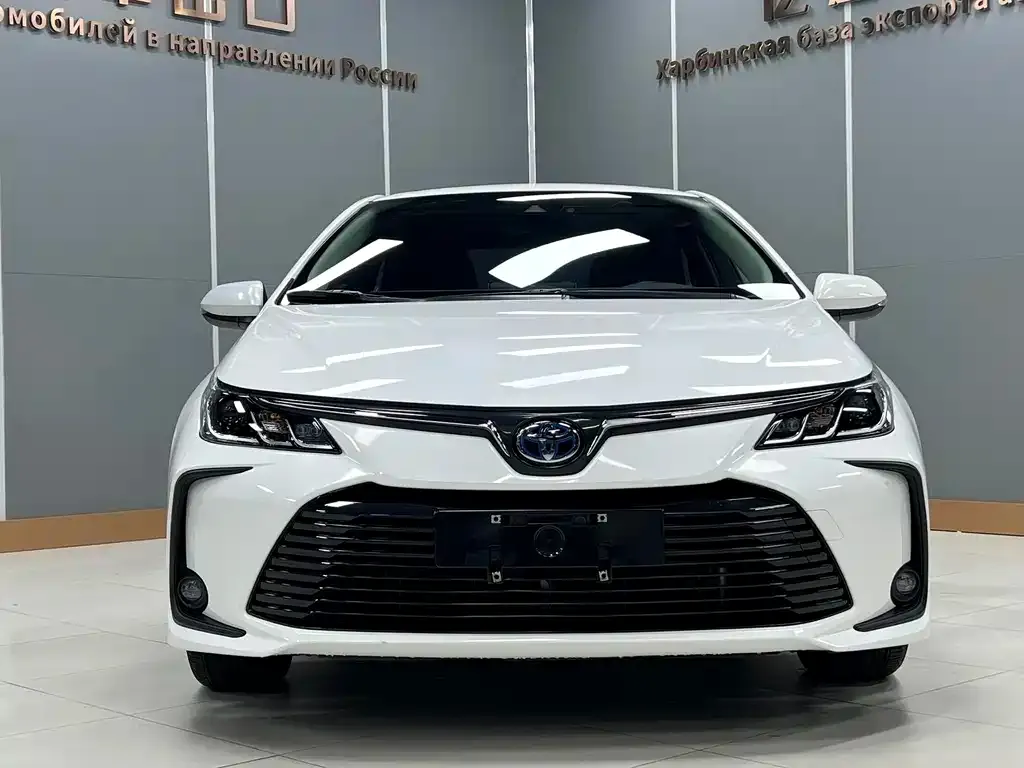 Toyota Corolla — фото 2