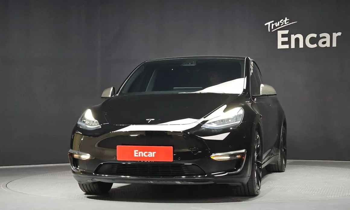 Tesla Model Y 2021 из KR, фото 2