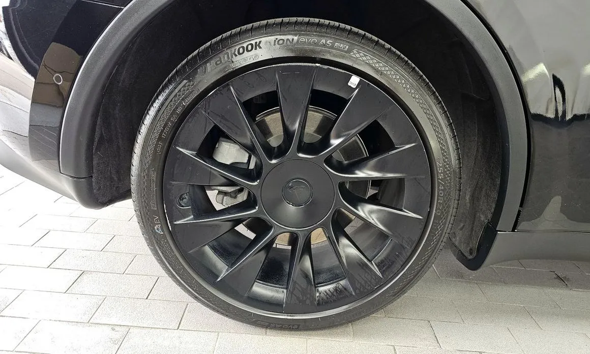 Tesla Model Y 2021 из KR, фото 6