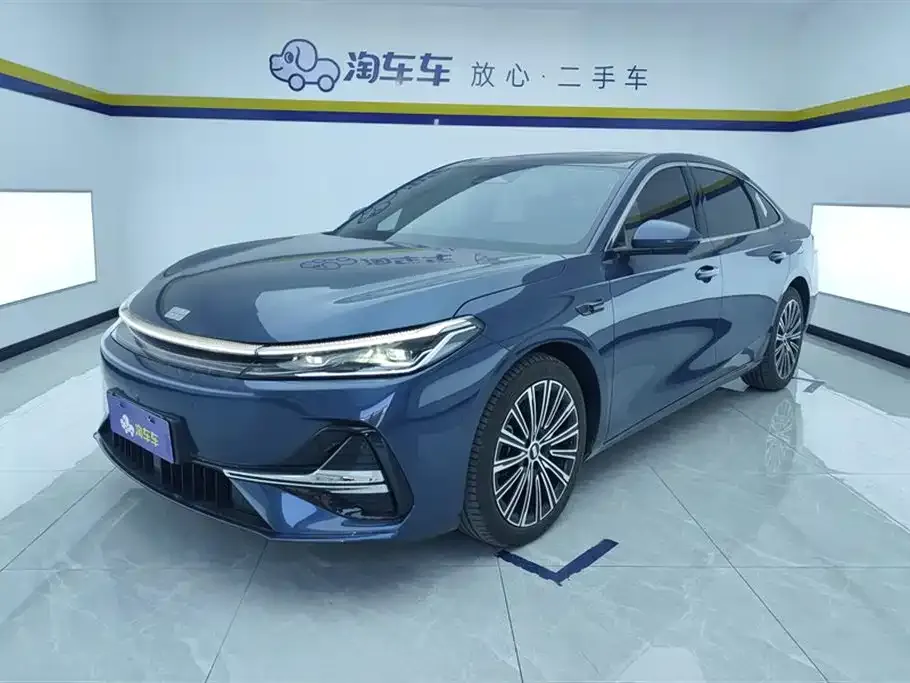 Geely 银河A7 EM — фото 1