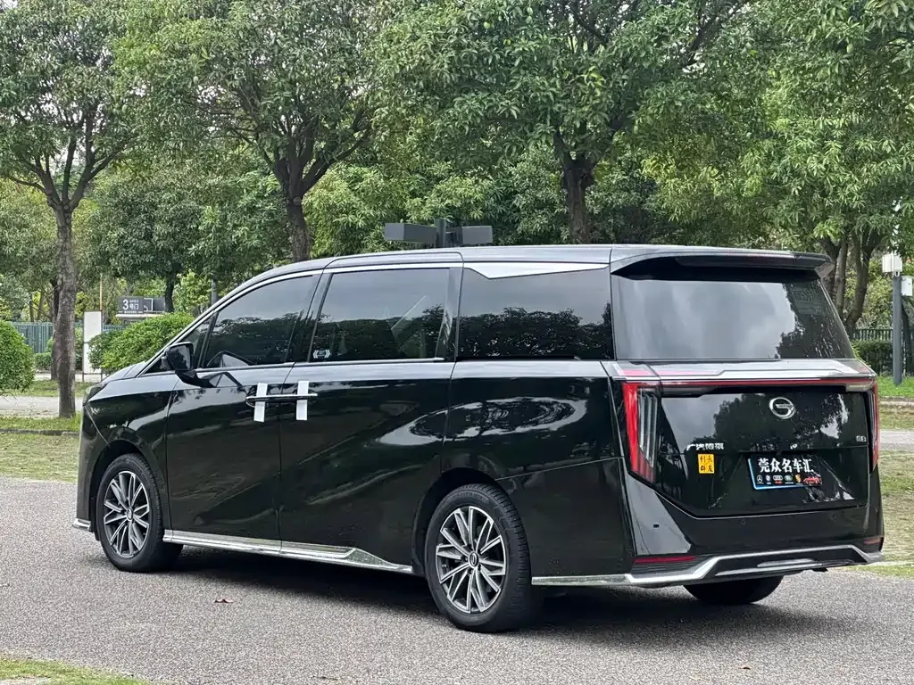GAC Motor Trumpchi M8 — фото 10