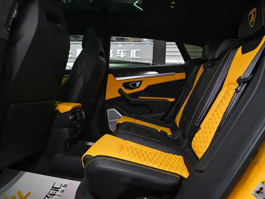 Lamborghini Urus — фото 4