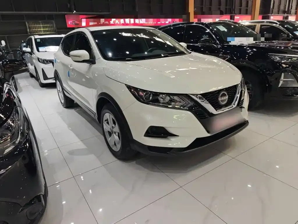 Nissan Qashqai — фото 9