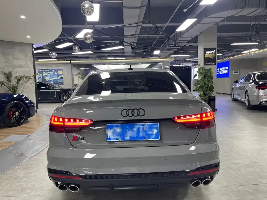 Audi S4 2023 из CN, фото 5
