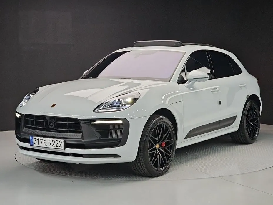 Porsche Macan — фото 1