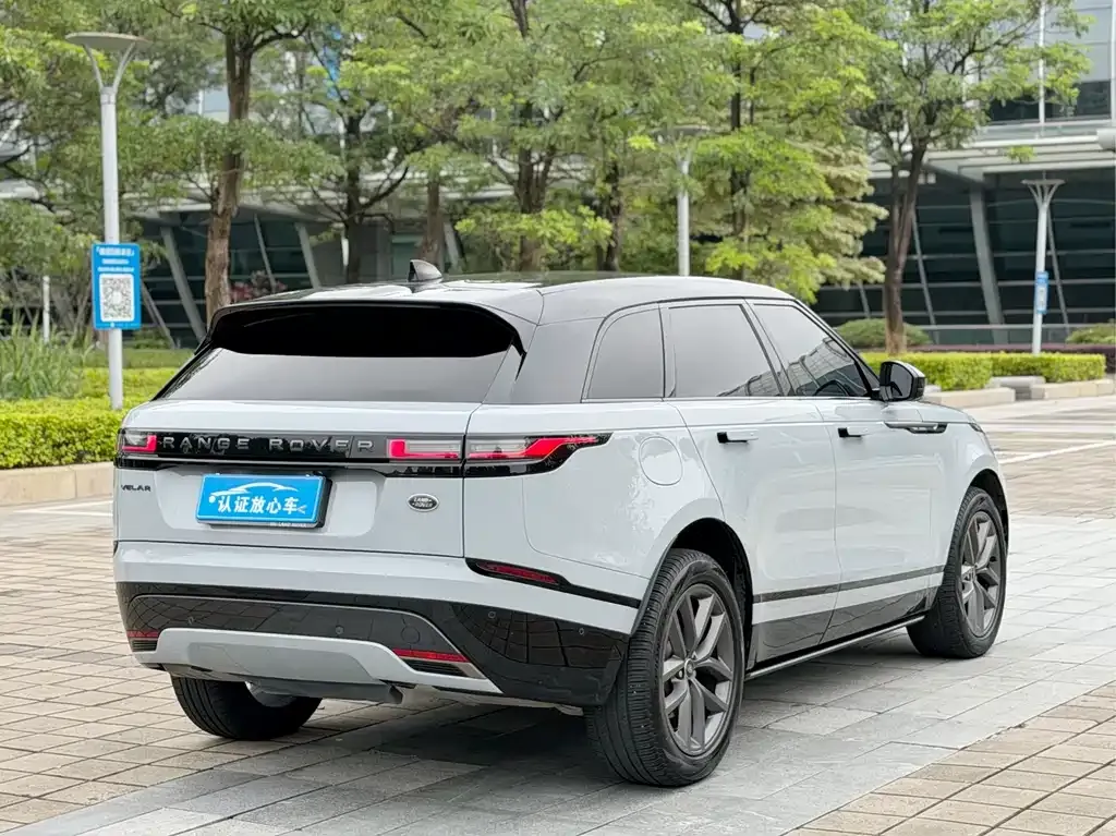 Land Rover Velar — фото 8